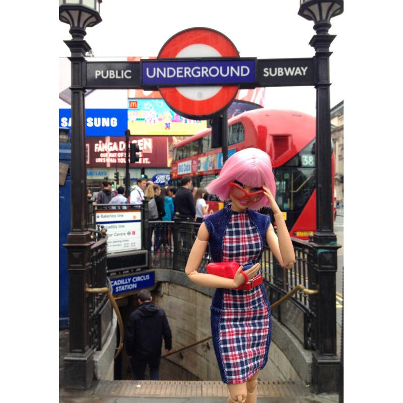 Hustle and Bustle in Piccadilly Circus