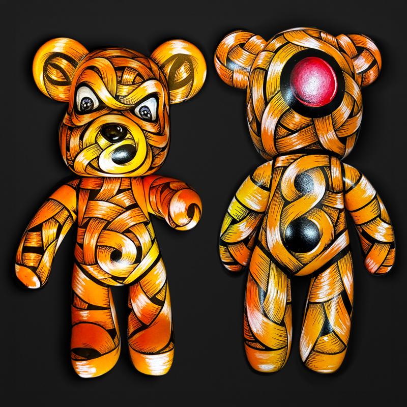 Ribboned Fluid Bear